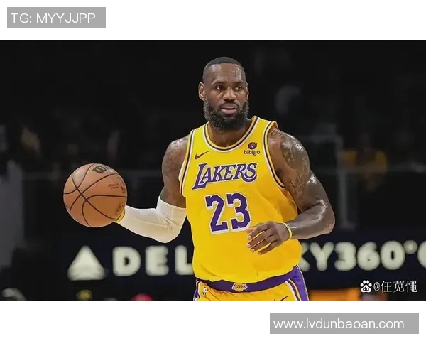 勒布朗詹姆斯:篮球场上的传奇巨星与时代偶像的崛起之路 勒布朗詹姆斯:篮球场上的传奇巨星与时代偶像的崛起之路