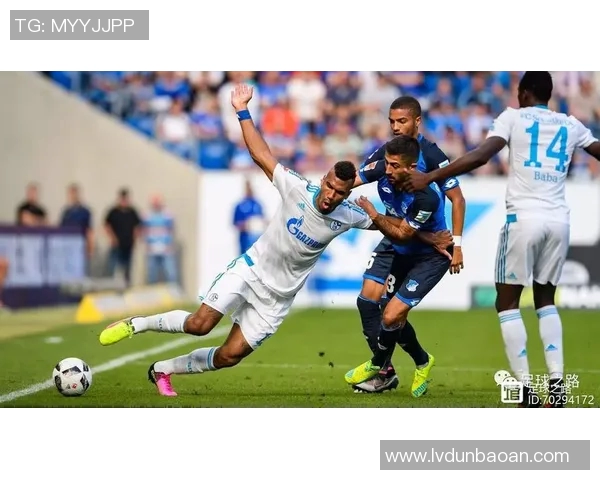 普唉布拉与提华纳的激烈对决揭示足球战术与团队协作的精彩瞬间