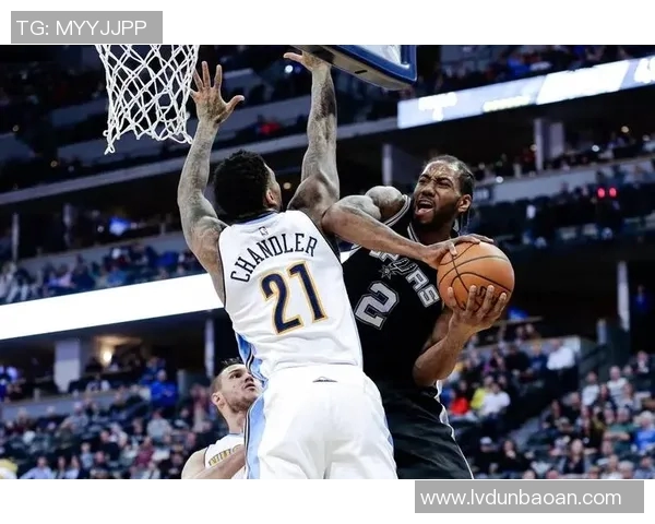 湖人对决马刺精彩黑白直播全程回顾与分析