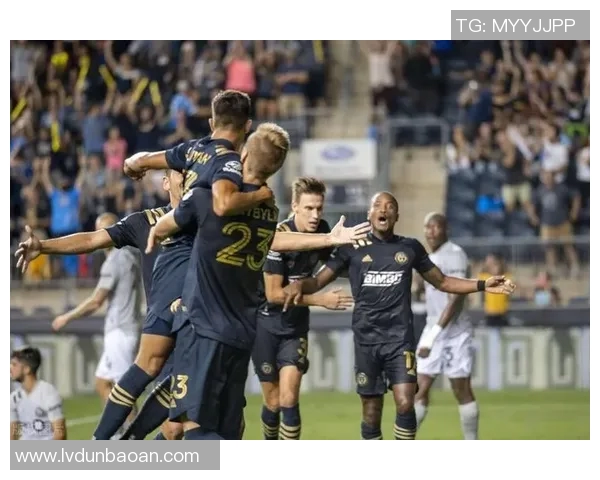 皇家盐城湖对阵费城联合的精彩较量即将上演足球迷不可错过的盛宴 皇家盐城湖对阵费城联合的精彩较量即将上演足球迷不可错过的盛宴