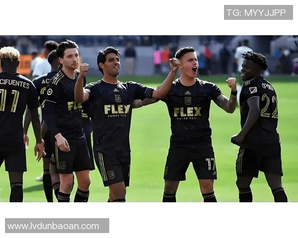 休士顿迪纳摩迎战洛杉矶FC争夺美职联季后赛资格的关键对决 休士顿迪纳摩迎战洛杉矶FC争夺美职联季后赛资格的关键对决