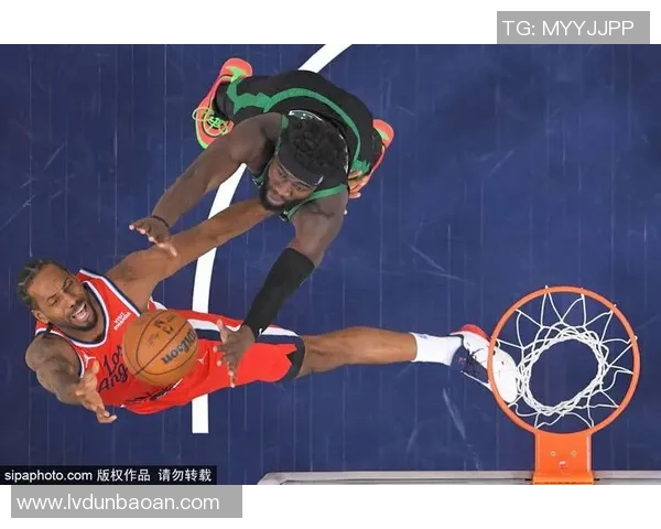 凯尔特人与掘金激战正酣比分背后的精彩瞬间与战术分析 凯尔特人与掘金激战正酣比分背后的精彩瞬间与战术分析