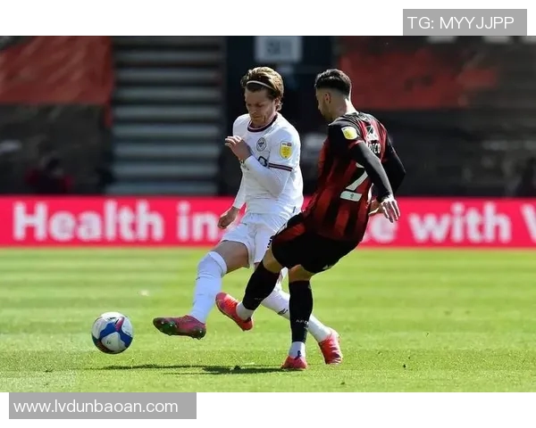 伯明翰与利兹联精彩对决回放全程回顾与分析