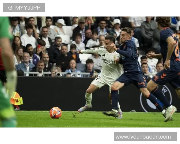 皇马与马静激战再续西班牙德比传奇谁能在这场巅峰对决中笑到最后