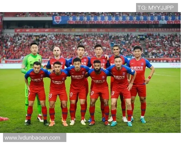 上海与重庆斯威的精彩对决揭示中超联赛新格局与球队未来发展潜力 上海与重庆斯威的精彩对决揭示中超联赛新格局与球队未来发展潜力