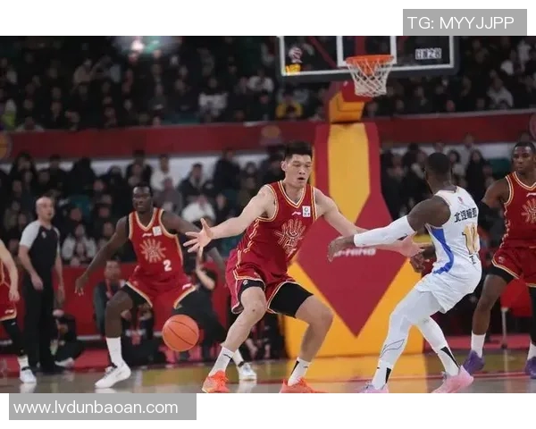 第32轮激战山西男篮迎战广东队争夺季后赛关键胜利