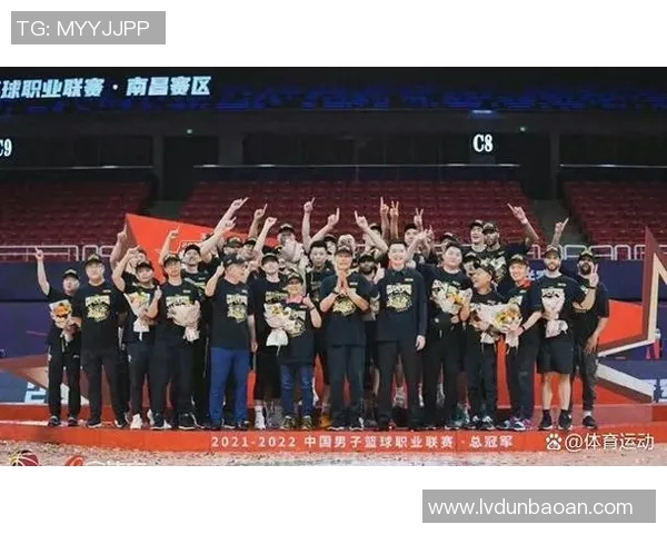 辽宁蓝男对阵浙江精彩直播全程回顾与赛后分析 辽宁蓝男对阵浙江精彩直播全程回顾与赛后分析