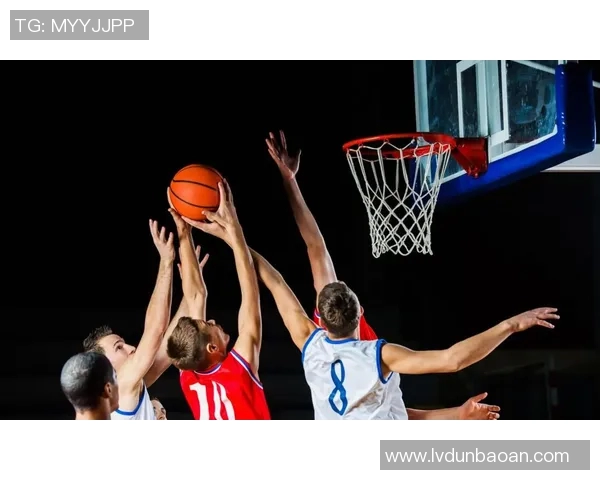 活塞队创下28连败历史纪录主帅辞职球员痛哭失声更衣室内悲情一幕 活塞队创下28连败历史纪录主帅辞职球员痛哭失声更衣室内悲情一幕