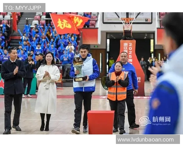 杭州篮球队配合问题引发热议球迷与专家各执己见探讨未来发展